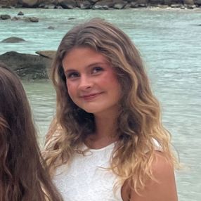Alberte , Babysitter in Aarhus