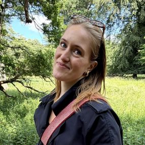 Sasha, Babysitter i København
