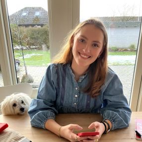 Signe, Babysitter in Viborg