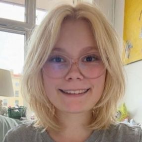 Pernille, Babysitter i København