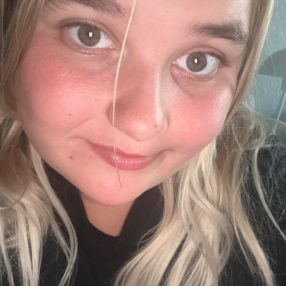 Signe, Babysitter i Frederikshavn