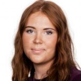 Filippa, Babysitter i Gammel Holte