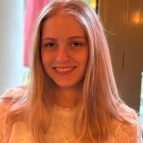 Catrine, Babysitter in Ballerup
