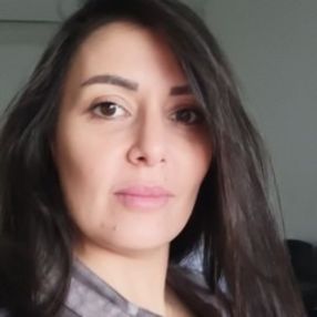 Maha, Babysitter i Gladsaxe