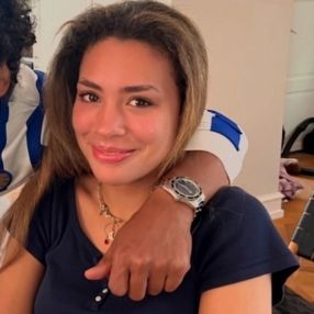 Olivia, Babysitter i Charlottenlund
