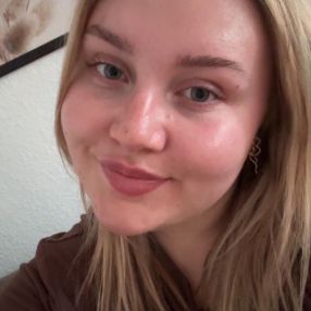 Mika, Babysitter i Aalborg
