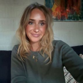 Ellen, Babysitter i Birkerød