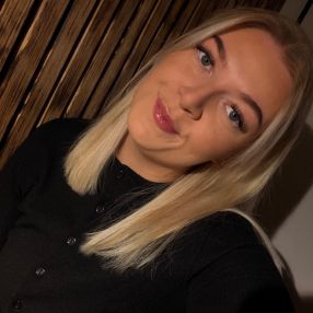 Celine, Babysitter i Nakskov