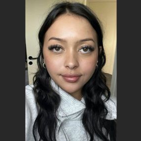 Malika, Babysitter in Glostrup