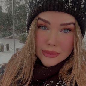Celina, Babysitter i København