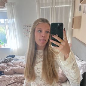 Caroline, Babysitter in Faxe