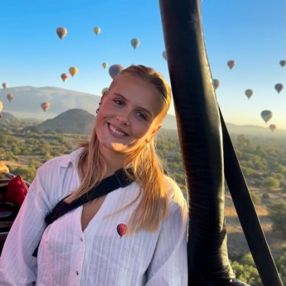 Trine, Babysitter i København