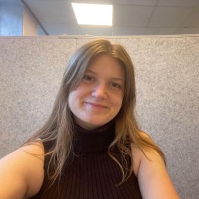 Johanna, Babysitter i Islev