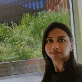 Khadijatul kubra, Babysitter i Odense