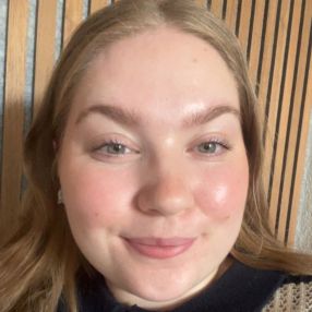 Emilie, Babysitter in Hobro