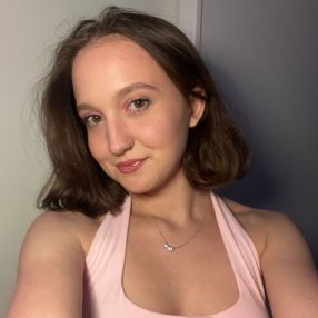 Nessa, Babysitter i Aalborg