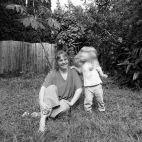 Laura, Familie i Odense