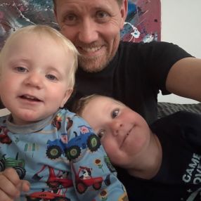 Jonas, Family in Grenå