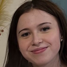 Amalie, Babysitter i Smørumnedre