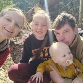 Amalie, Familie i Fredericia