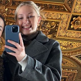 Astrid, Babysitter i Frederiksværk