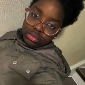 Oumou, Babysitter i Søborg