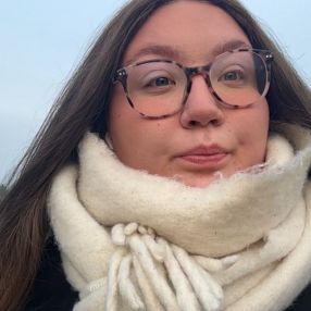 Freja, Babysitter i Tarm