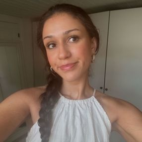 Liva, Babysitter i Aarhus
