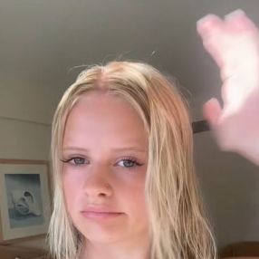 Liva, Babysitter i Værløse