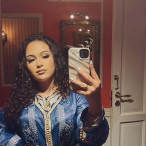 Yasmine, Babysitter i Herlev