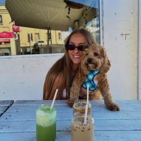 Amika, Babysitter i Frederiksberg
