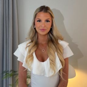 Clara, Babysitter i København