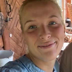Paula, Babysitter i Vedbæk