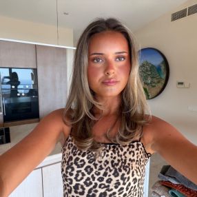 Sarah, Babysitter i Hvidovre