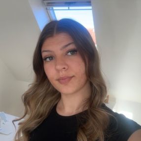 Natasha, Babysitter i Horsens