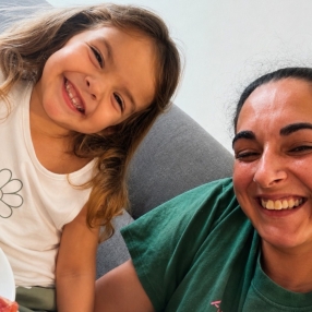 Sandra, Babysitter in Canyelles