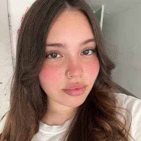 Brisa, Babysitter in Cardedeu