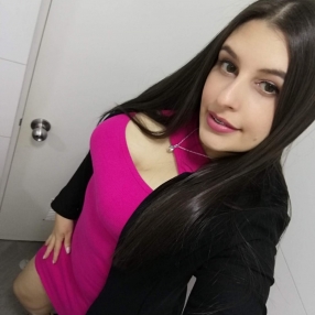 Mileidys, Babysitter in Benaguacil