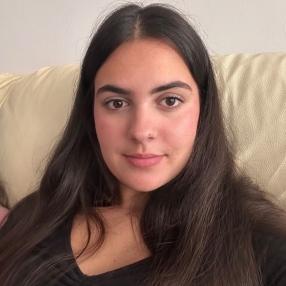 Leire, Niñera o canguro en San Julián de Musques o Somorrostro