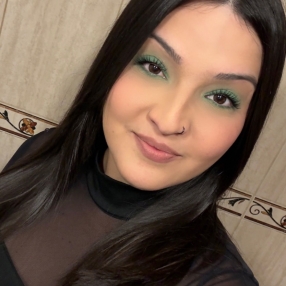 Saray, Babysitter in Arona