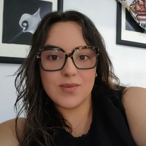 Isabel Maria, Babysitter in Plasencia