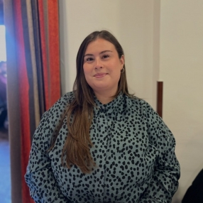 Nerea, Niñera o canguro en Andoain