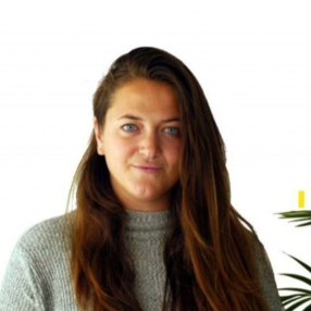 Raquel, Babysitter in Sagunto