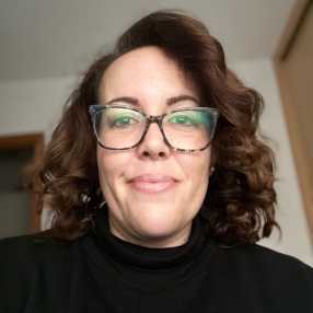 Patricia, Babysitter in Navalagamella