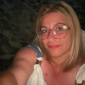 Toñi, Niñera o canguro en L'Alcora