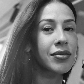Kendall, Niñera o canguro en Telde