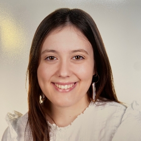 Alejandra, Niñera o canguro en Asturias