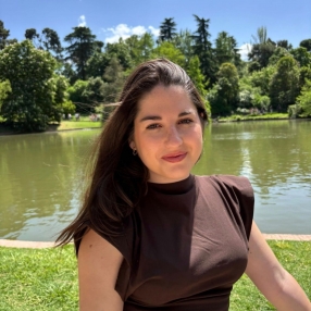 Isabel María, Babysitter in Totana