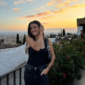 Carolina, Babysitter in María de Huerva
