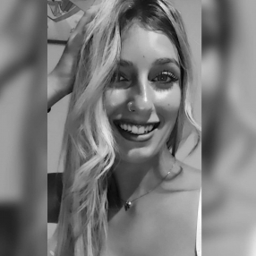 Nerea, Niñera o canguro en Yuncos